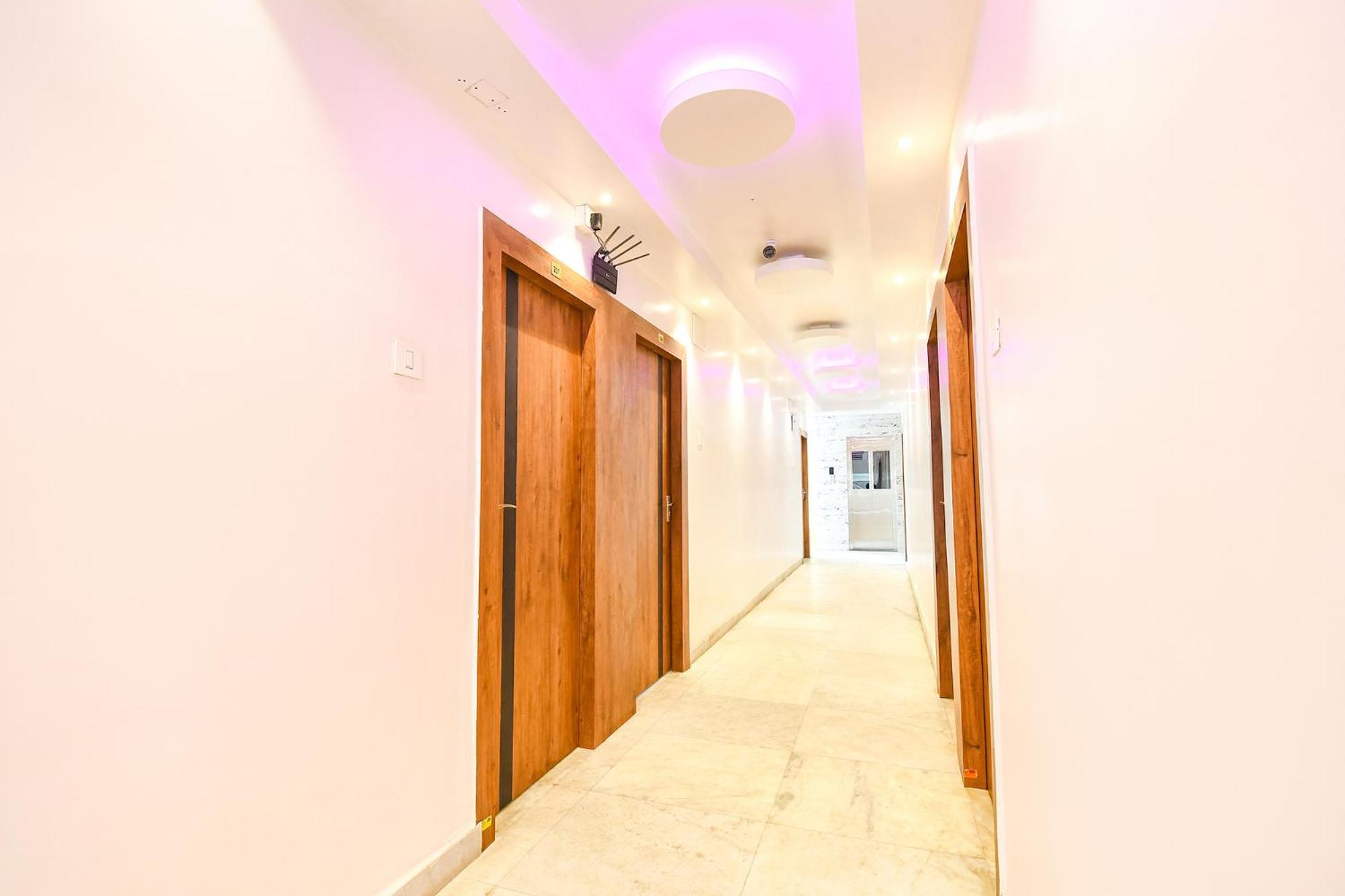 Fabhotel Prime The Golden Plaza - Nr Tarapith Temple Esterno foto