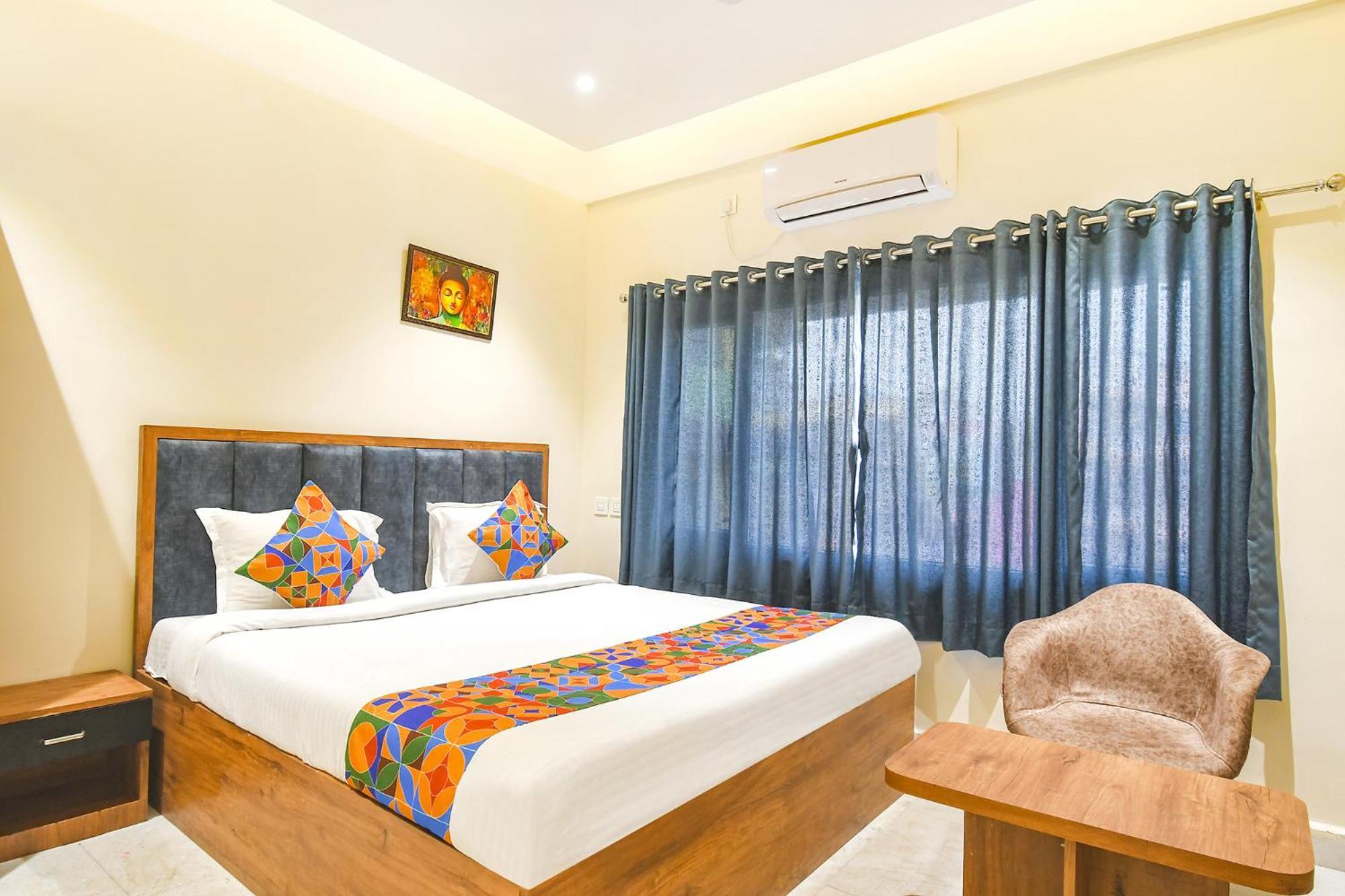 Fabhotel Prime The Golden Plaza - Nr Tarapith Temple Esterno foto